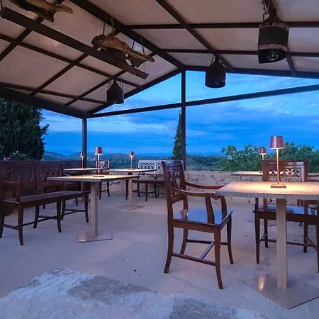 Petropoulakis Tower 4* Gythio
