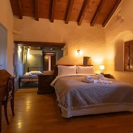 Petropoulakis Tower 4* Gythio