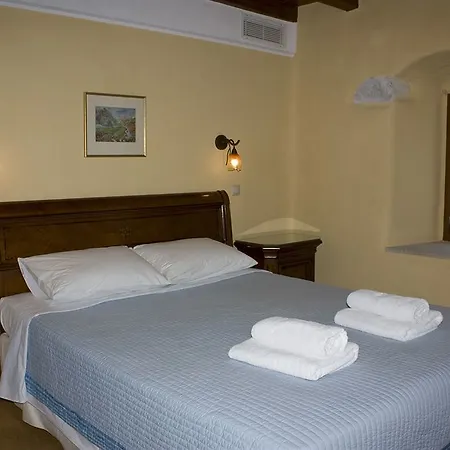 Petropoulakis Tower 4* Gythio