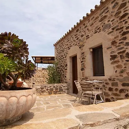 Petropoulakis Tower 4* Гитион