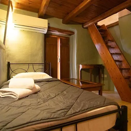 Petropoulakis Tower 4*
